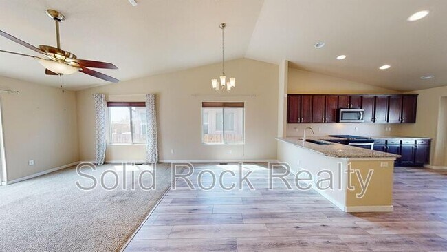 Building Photo - 2529 Hannah Ridge Dr