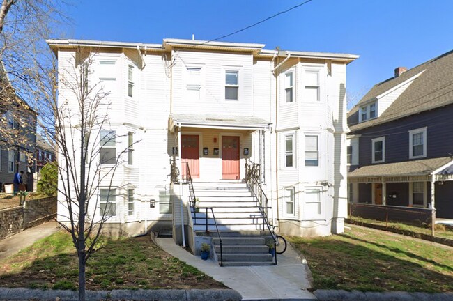 Building Photo - 103 Summer St