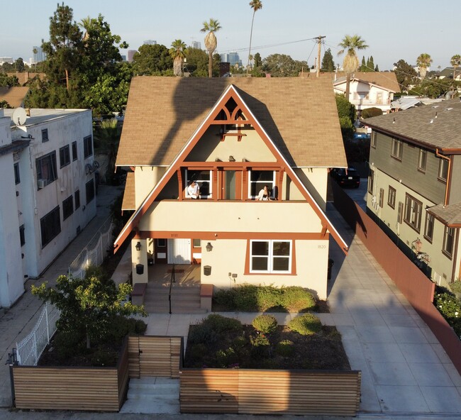 Foto del edificio - 1820 S Harvard Blvd