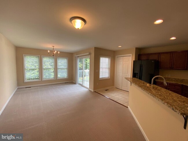 Building Photo - 109 Bell Tower Ct