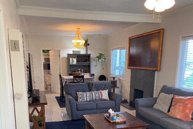 Foto del edificio - 3094 J St