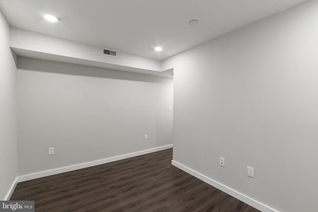 Foto del edificio - 749 N 20th St