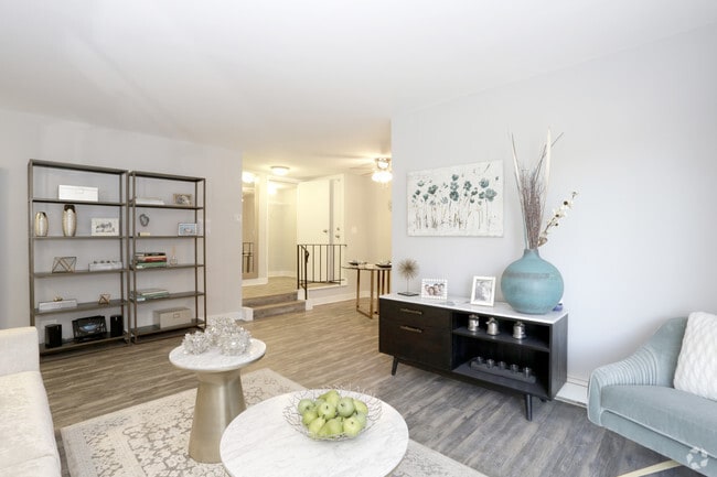 2 habitaciones - Sala de estar - The Residences at 159 Tinley Park Place