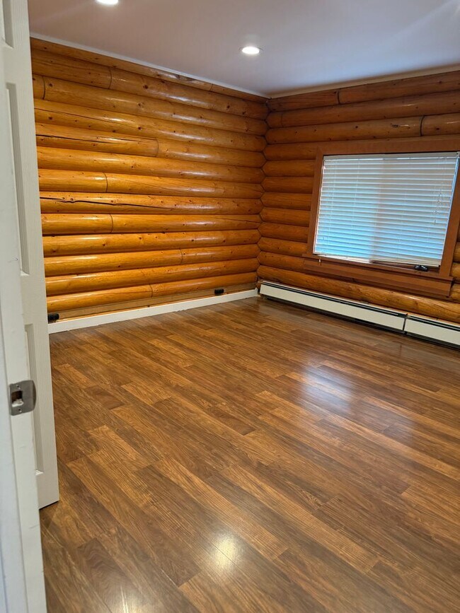 Foto del edificio - 4007 Dunlap Ave