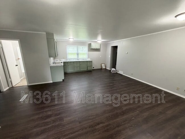 Foto del edificio - 2745 S 37th St