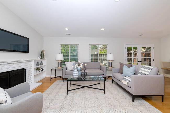 French doors open to bakyard - 1105 Shady Creek Pl