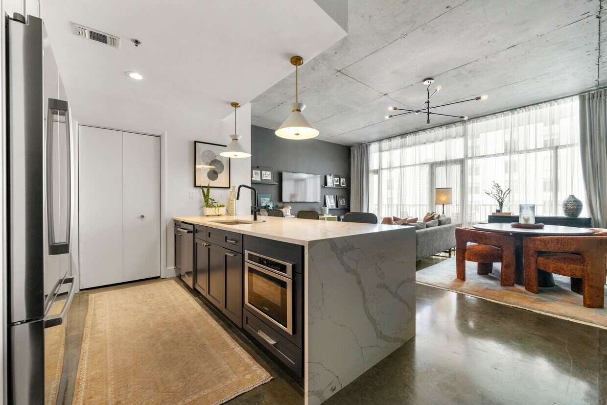 Foto principal - 845 Spring St NW