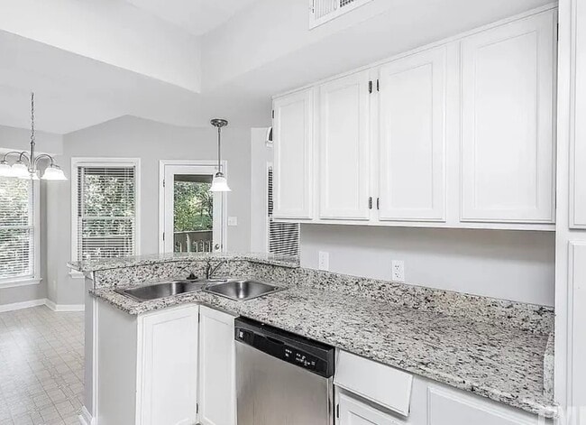 Building Photo - 109 Killam Ct