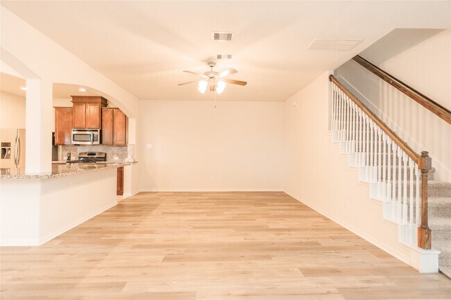 Foto del edificio - 14623 Roaring Fork Ln