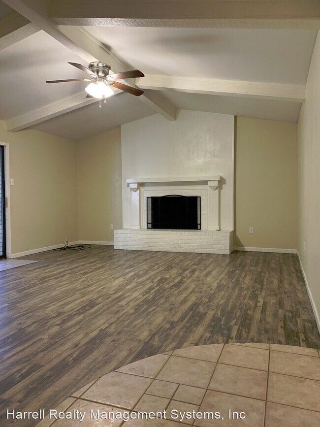 Building Photo - 3 br, 2 bath House - 217 Del Rio Dr.