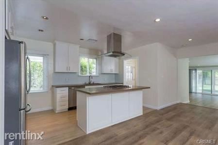 Foto del edificio - 17637 Calvert St