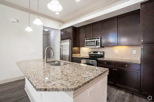 1 habitación, 1 baño, 870 pies cuadrados, cocina - Lakeside Villas at Cinco Ranch
