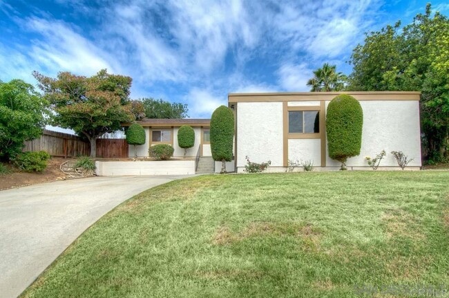 Building Photo - 1473 Glen Avon Dr