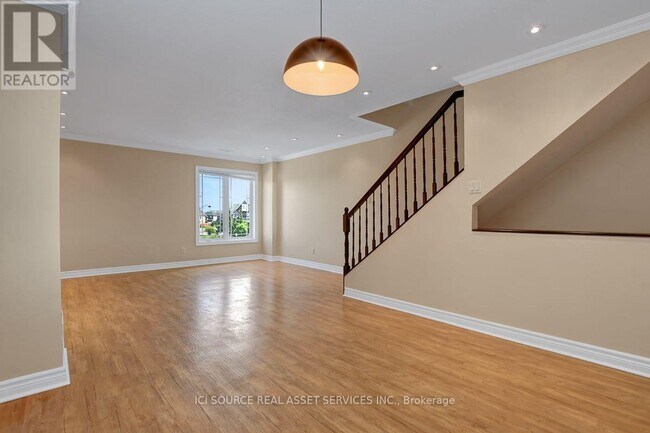 Building Photo - 565 Lakeridge Dr