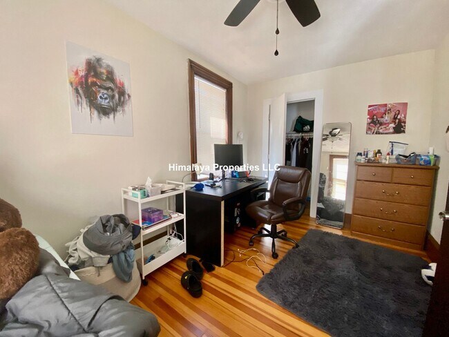 Foto del edificio - 250 Harvard St