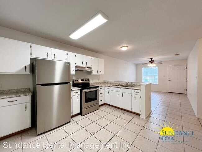 Building Photo - 2 br, 1 bath House - 229 Lindberg Street