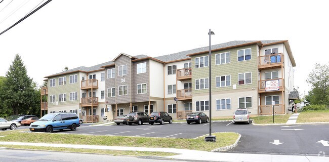 Bethune Gardens Apartments Spring Valley Ny Home New York Spring Valley Bethune Gardens Primary Photo