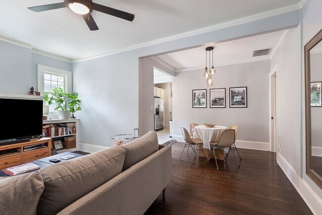 Foto del edificio - Beautiful 2bd/2ba Bungelow in Kirkwood wit...