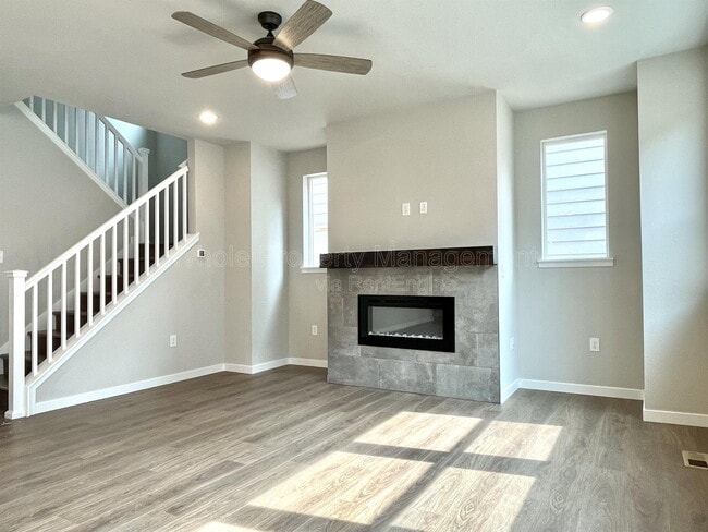 Building Photo - 361 Fox Ln