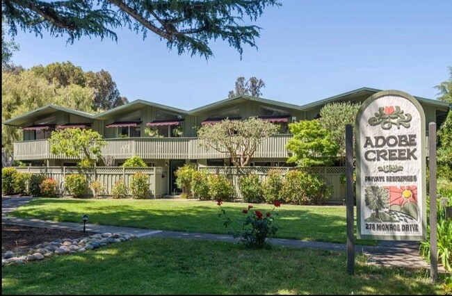 Foto del edificio - Beautiful 2 bed 1 bath end unit condo/town...