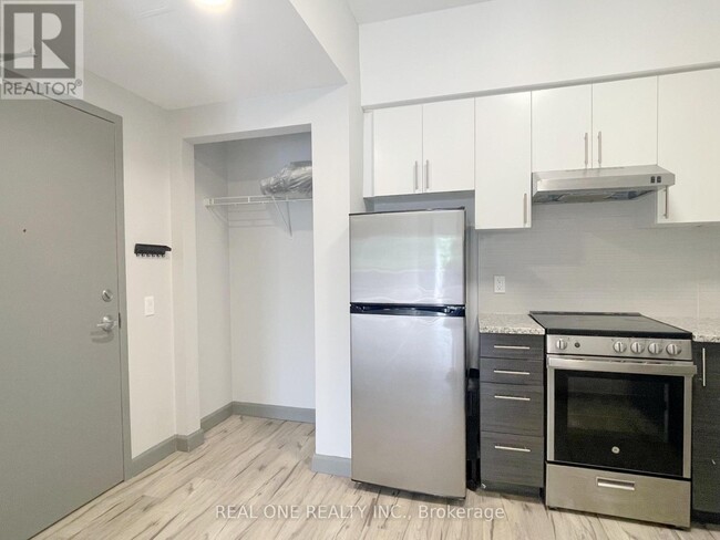 Building Photo - 77-577 Leland St
