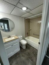 Building Photo - 195 Brittany F