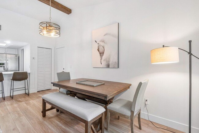 Building Photo - 11863 Wimbledon Cir