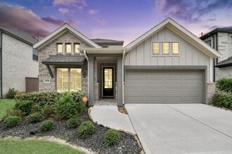 Building Photo - 11210 Burgus Farm Rd