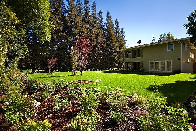Building Photo - 24 Toluca Estates Dr