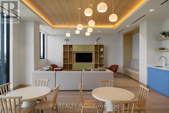 Building Photo - 36 Zorra St