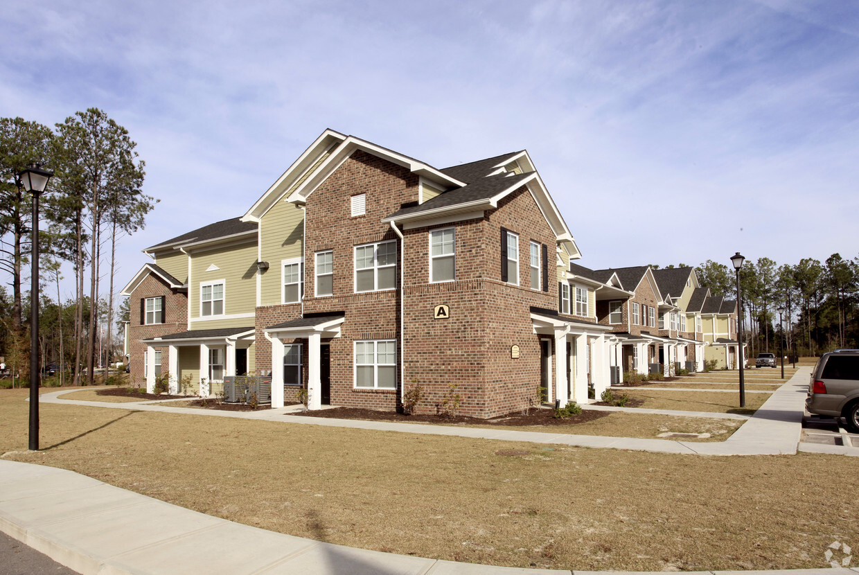 Foto del edificio - Collins Park Apartments