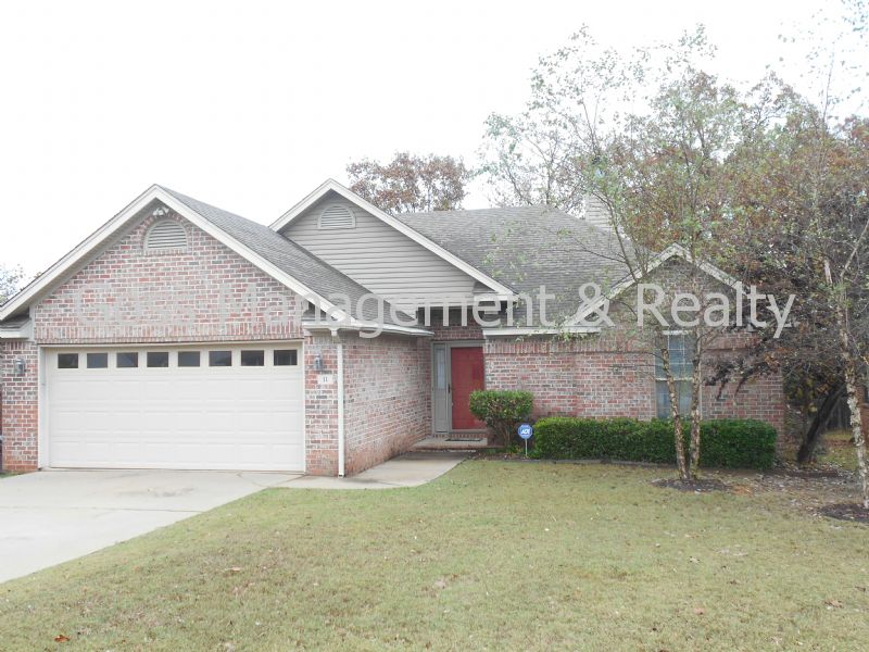 11 Emerald Dr, Maumelle, AR 72113 House Rental in Maumelle, AR