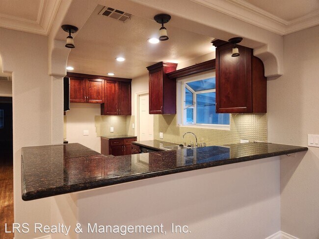 Building Photo - 3 br, 2 bath House - 21057 Runnymede St.