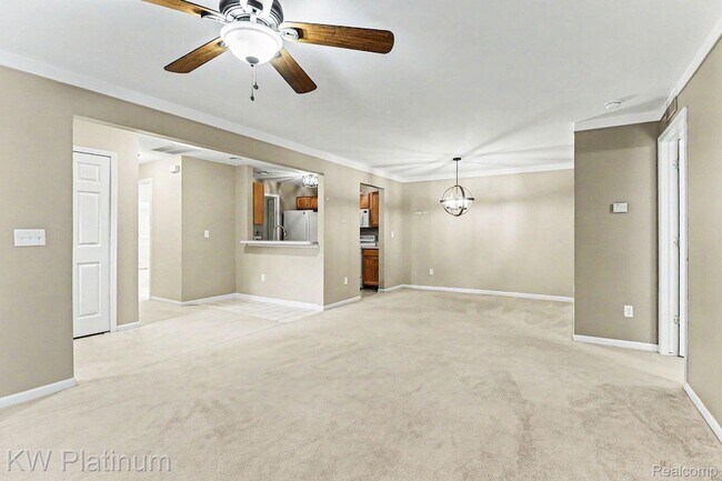 Foto del edificio - 16531 Covington Dr
