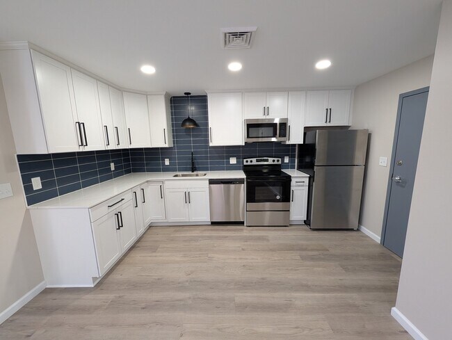 Building Photo - 35 Terrel Dr