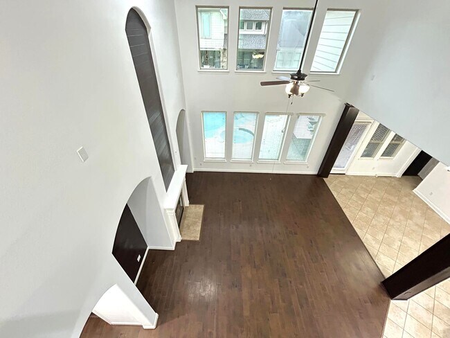 Foto del edificio - 17423 Hanoverian Dr