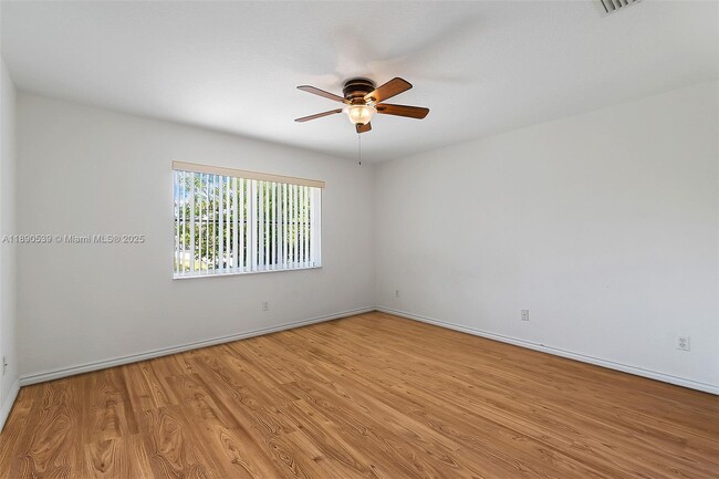 Building Photo - 11633 NW 23rd Ct