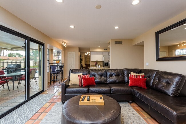 Building Photo - 16025 N 58th Pl