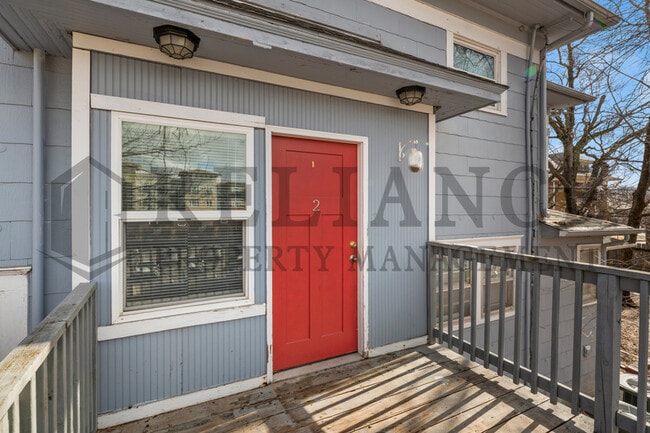 Foto del edificio - 3321 E Victor St