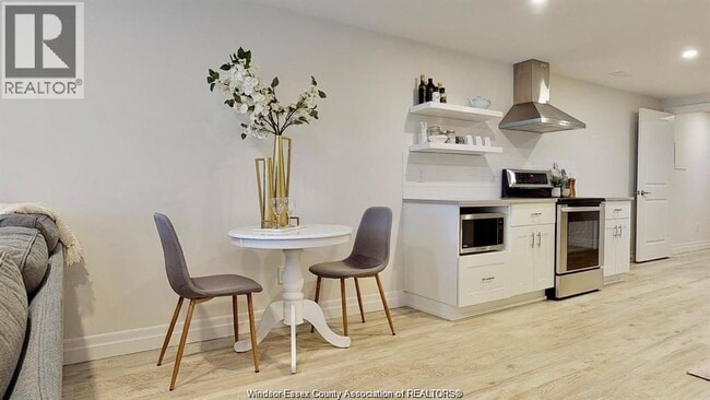 Building Photo - 87 DRAPER LOWER