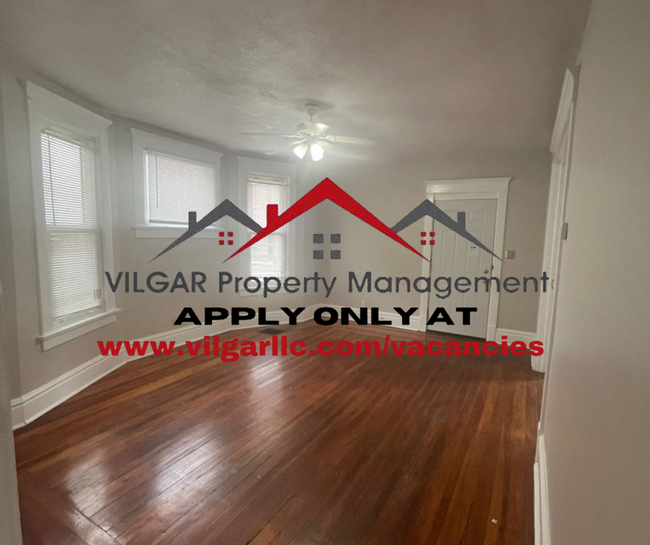 Building Photo - 109 3rd St