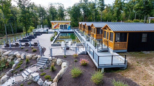 Foto del edificio - 13 Autumn Ln