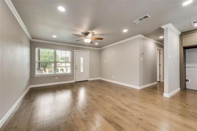 Foto del edificio - 600 N 1st St