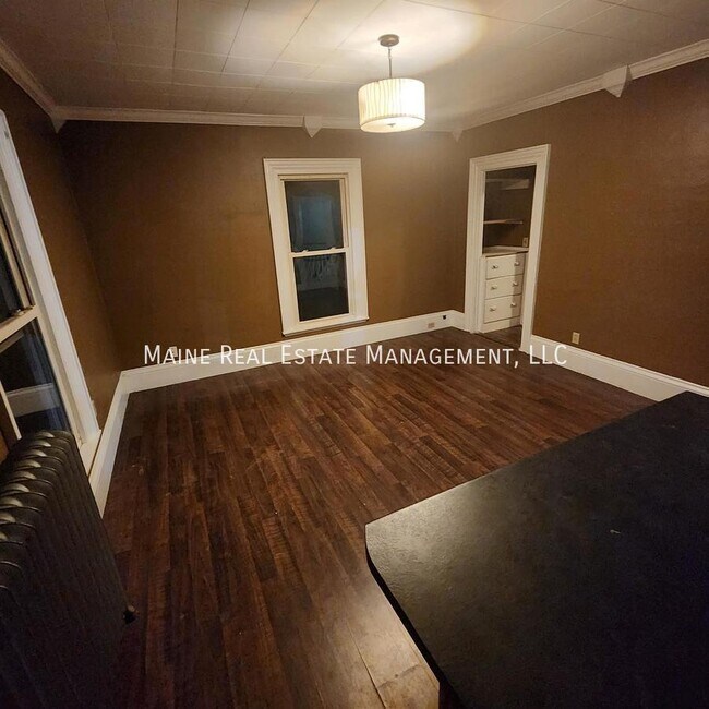 Foto del edificio - 63 Fifth St. Apt.-2