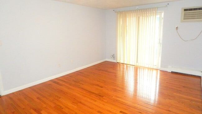 Foto del edificio - 11 Woodcrest Ct