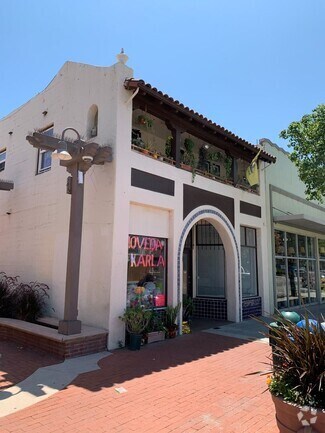 Building Photo - 824 E Main St