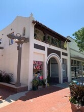 Building Photo - 824 E Main St