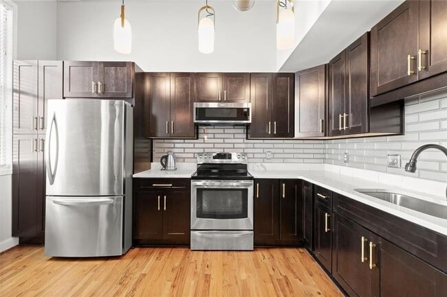 Foto del edificio - 1756 Liberty Ln