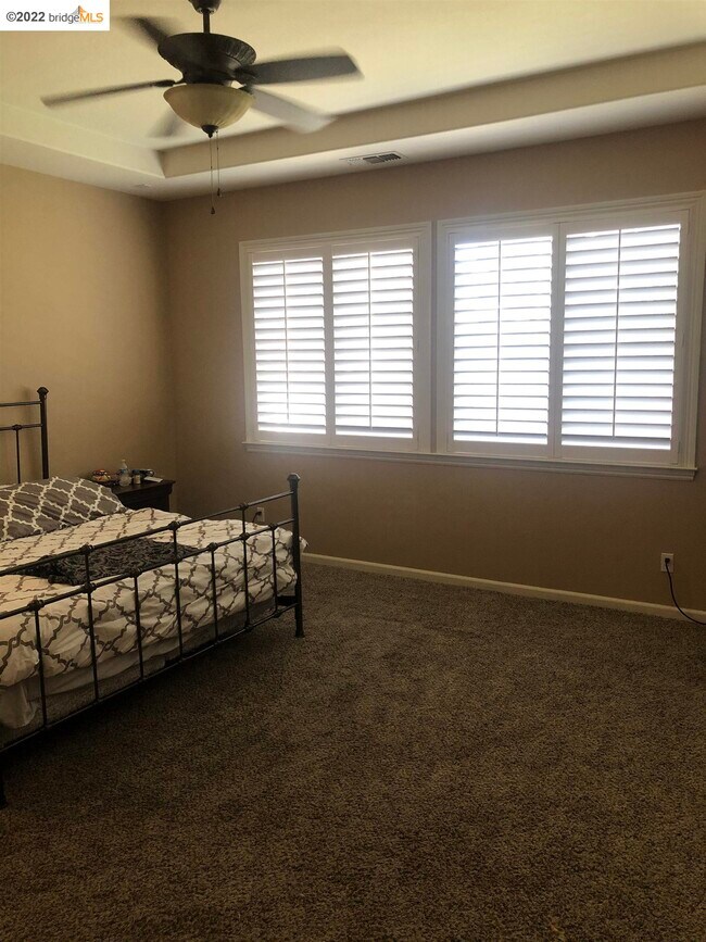 Building Photo - 5269 Fern Ridge Cir