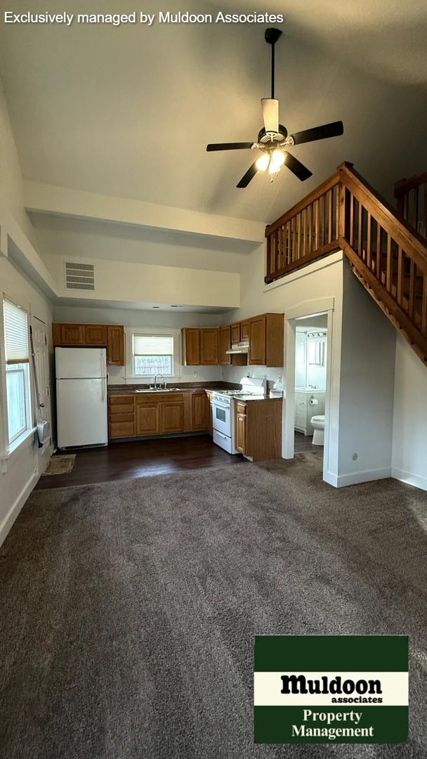 Foto del edificio - Cute 1.5 story!